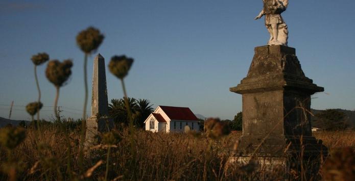  St Johns Rangitukia - click to find a church 